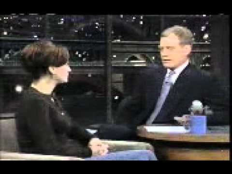 Julia Roberts @ Letterman Show - 1997 (1/4)