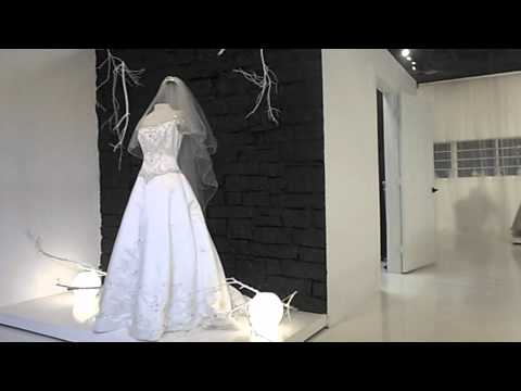 Binzario | Custom Couture Gowns