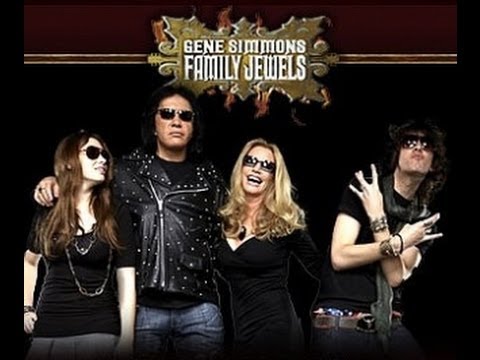 GENE SIMMONS, SHANNON TWEED GET MARRIED