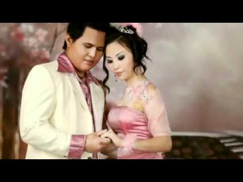 video slide show wedding is Walter&Dina.mp4