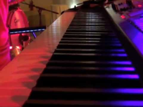Rony B mallorca partyband - the backing band