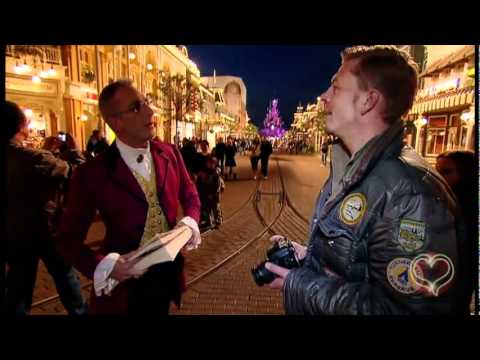 Wedding proposal at Disneyland Paris on Dutch TV