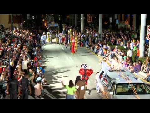 Bellissima Bride Cool Limo in Boca Parade 2011