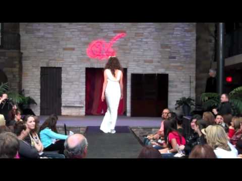 Only the Best Bridal Couture at the Scottsdale Wedding Walk