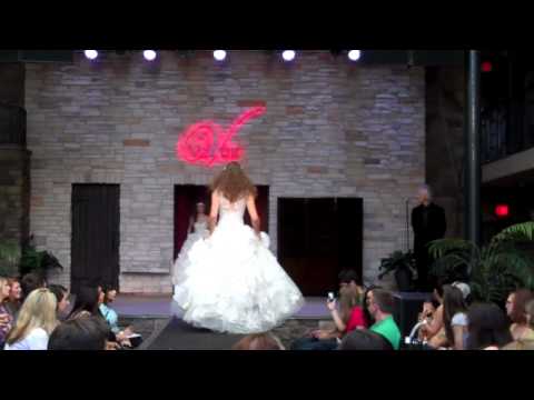 Destiny's Bride at the Scottsdale Wedding Walk