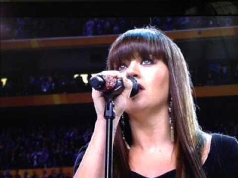 Watch!! Kelly Clarkson Sings National Anthem At Super Bowl With No Mistakes