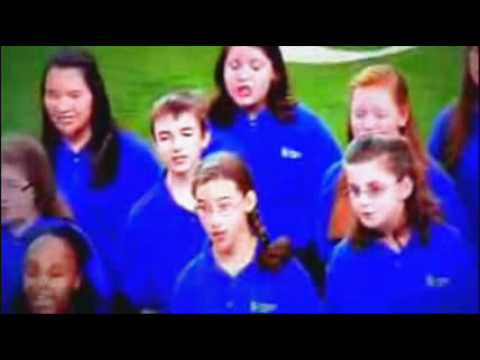 Kelly Clarkson Does The Nation Proud!!