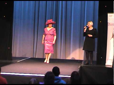 Condici Ispirato Libra Mother of the Bride fashion show