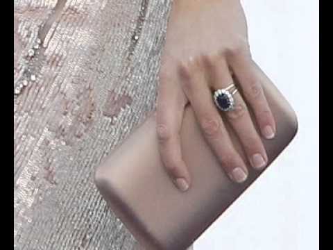 Princess kate middleton show OFF RINGS wedding at ARK Gala (Video)