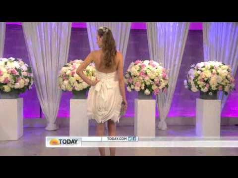 4 hot trends in wedding dresses [NBC 6-13-2012]