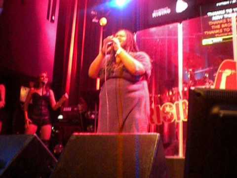 Amaris Glasgow singing Stronger by Kelly Clarkson