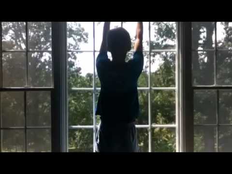 Hello - Kelly Clarkson - Music Video