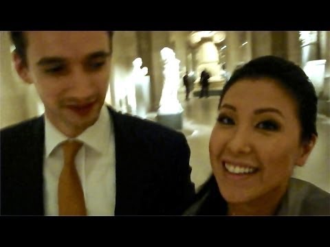 NIGHT AT THE MUSEUM Vlog 10/9/12