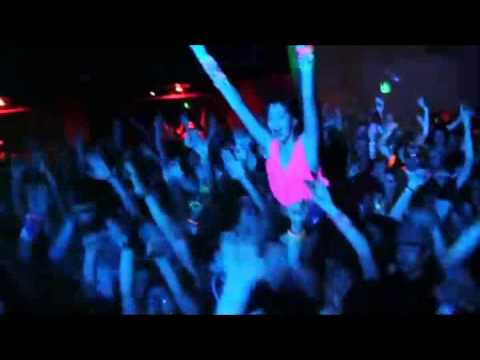 DJ Music for show wedding event DJs Υπηρεσίες Μουσικής Trendy Business Services 1