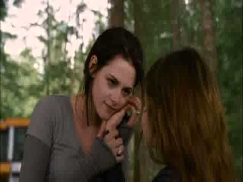 Watch Breaking Dawn Kissing Scenes - Breaking Dawn Scene