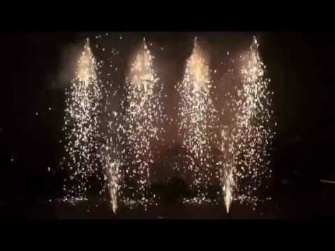 Πυροτεχνήματα εκδηλώσεων, Βεγγαλικά - Fireworks show display 2