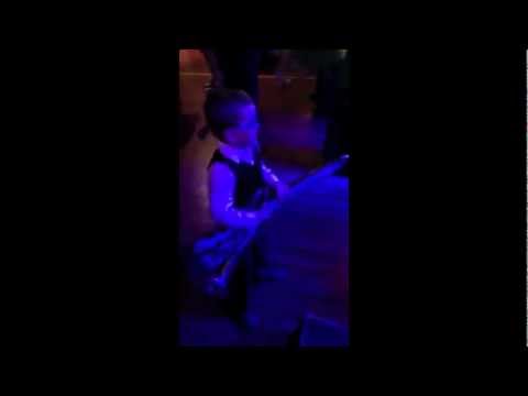 Crawley Wedding-Alex Meehan Dance Moves