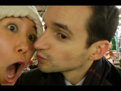 ESCALATOR KISSES Vlog 12/20/12